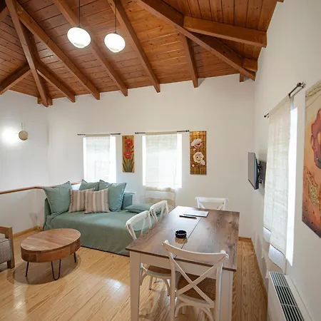 Dervisia Stonehouse 4 *